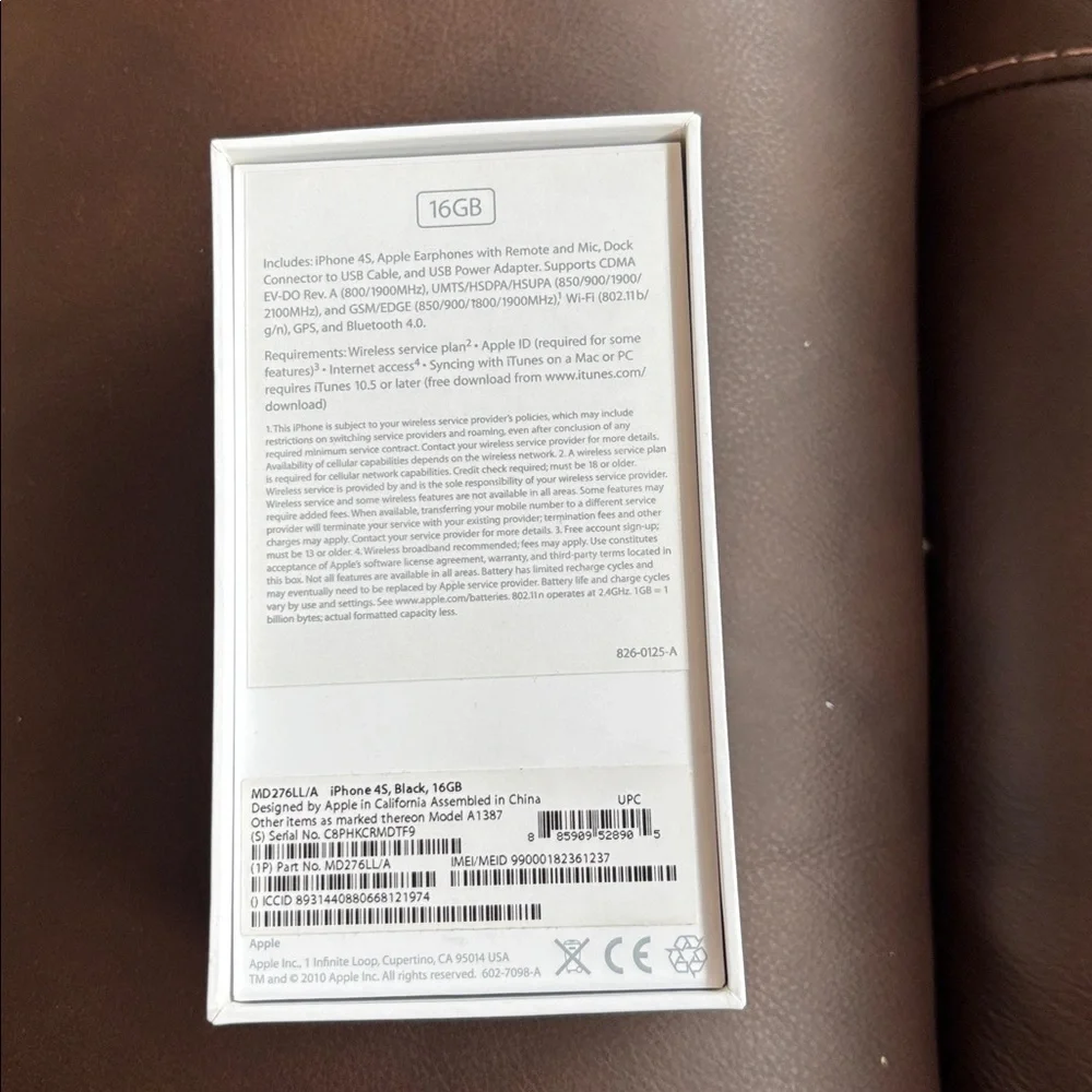 Apple iPhone 4S Box